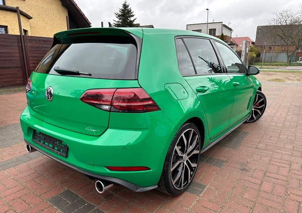 Volkswagen Golf cena 99000 przebieg: 63900, rok produkcji 2018 z Pakość małe 56